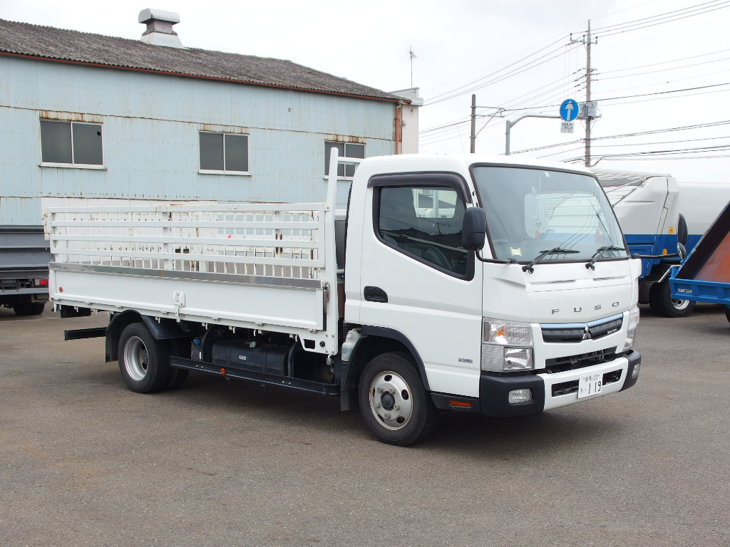 家畜運搬車 豚運搬 上陽自動車株式会社