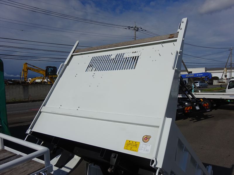 Wキャブ ダンプ 6人乗り | 上陽自動車株式会社